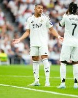 评论员：战巴黎姆巴佩可能仍继续替补，让维尼修斯替补会产生问题