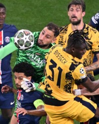 开云电子-多纳鲁马拒谈续约话题：我们差一点从欧冠出局，夺冠之后尽情享受