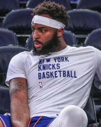 开云电子-尼克斯中锋位置雪上加霜！米罗伤势未愈或明年复出